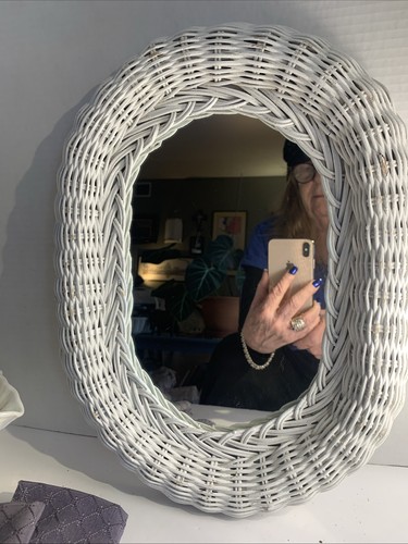 Vtg whitewashed oval wicker - whitewashed,